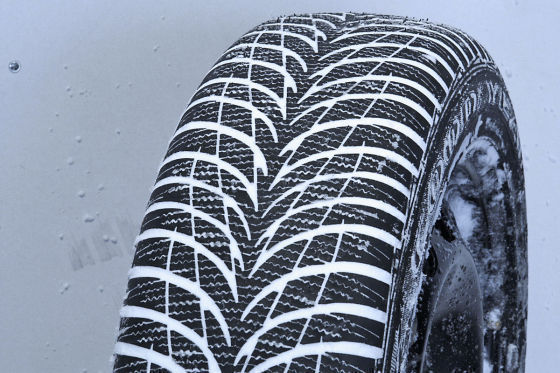 Goodyear UltraGrip 7+.